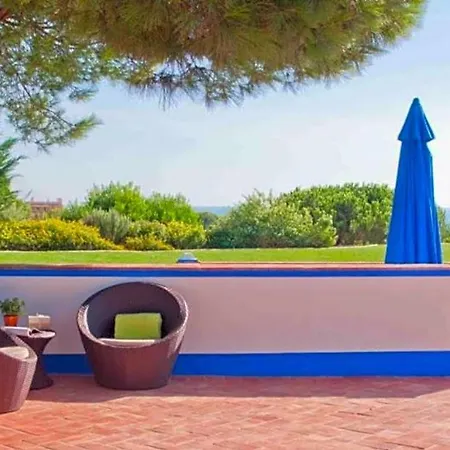 Villa Sleeps 12 Pool Air Con Wifi